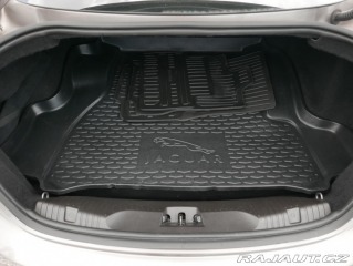 Jaguar XF 3,0D Premium Luxury Autom 2010