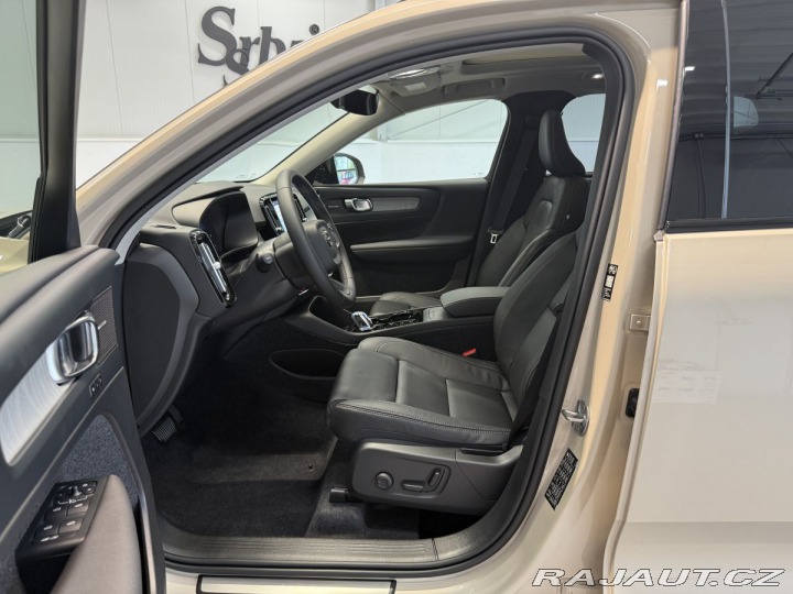 Volvo XC40 B4 2.0L 197+14 HP AT7 FWD 2025