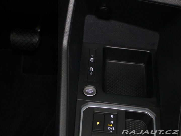 Ford Tourneo Connect 1,5 EB AT Titan.5L.Zaruka 2024