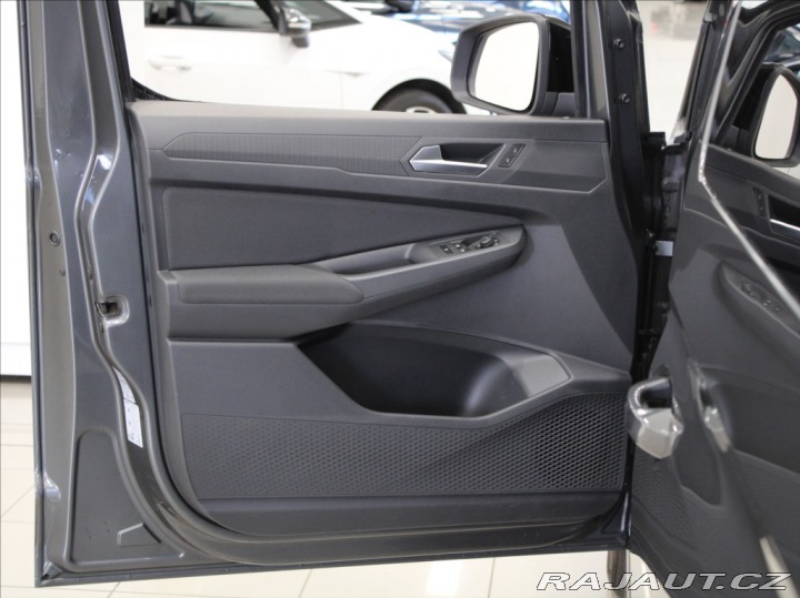 Ford Tourneo Connect 1,5 EB AT Titan.5L.Zaruka 2024