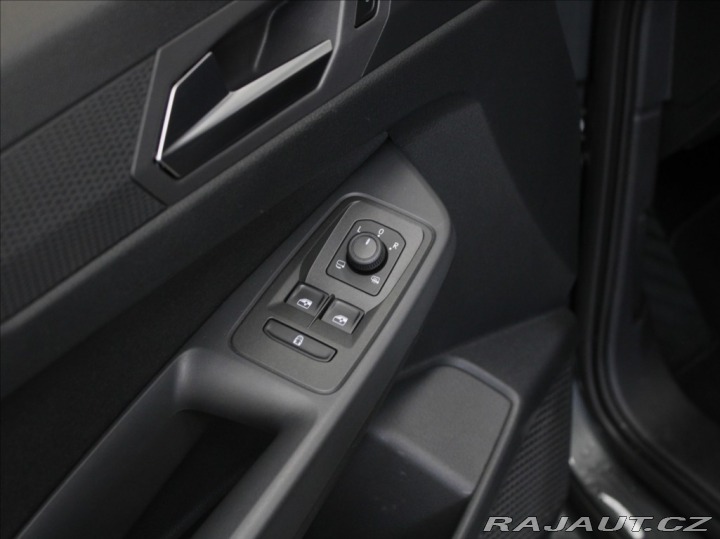 Ford Tourneo Connect 1,5 EB AT Titan.5L.Zaruka 2024