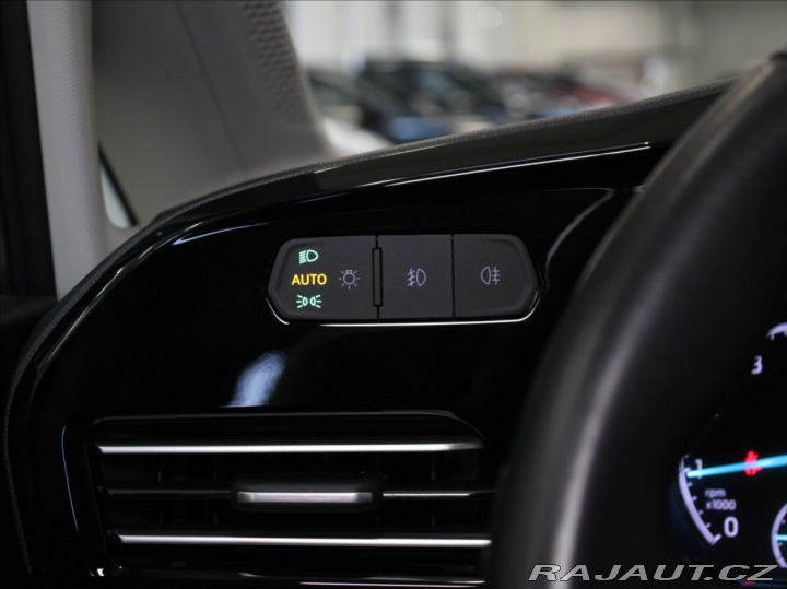 Ford Tourneo Connect 1,5 EB AT Titan.5L.Zaruka 2024