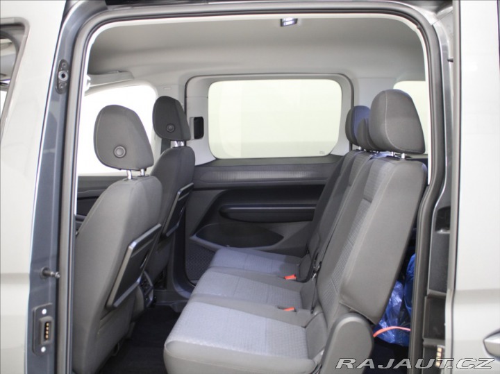 Ford Tourneo Connect 1,5 EB AT Titan.5L.Zaruka 2024