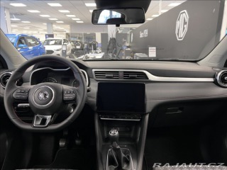 MG ZS 1.5 MT5 Essential Plus 2024