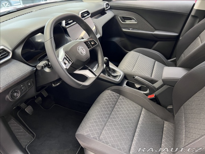 MG ZS 1.5 Excite MT5 VÝKUPNÍ BO 2025