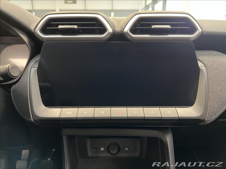 MG ZS 1.5 Excite MT5 VÝKUPNÍ BO 2025