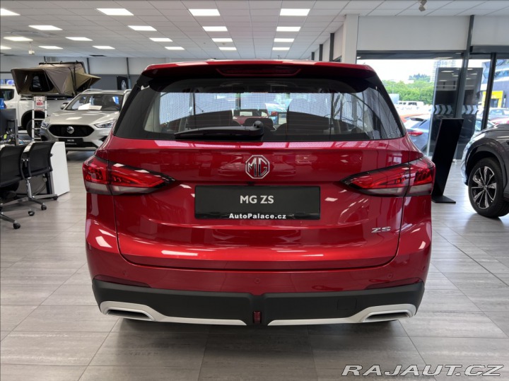 MG ZS 1.5 Excite MT5 VÝKUPNÍ BO 2025
