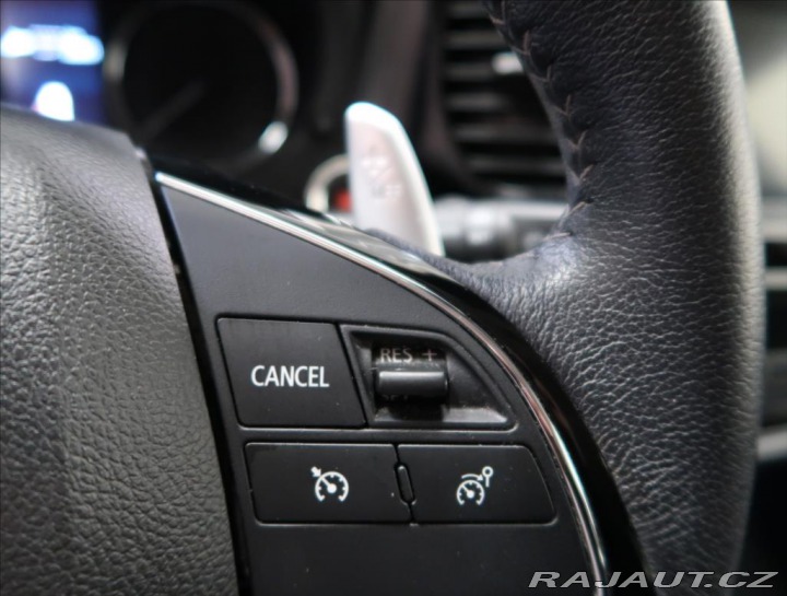 Mitsubishi Outlander 2,0 i AUT 4x4 7-míst 2019