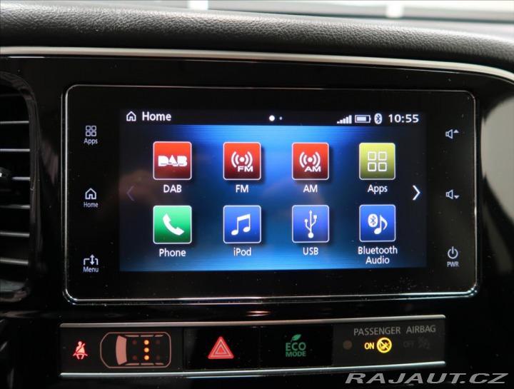 Mitsubishi Outlander 2,0 i AUT 4x4 7-míst 2019