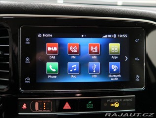 Mitsubishi Outlander 2,0 i AUT 4x4 7-míst 2019