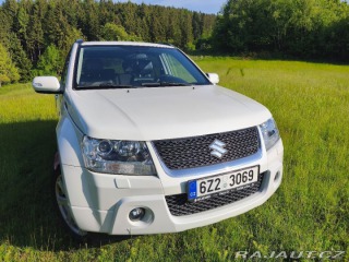 Suzuki Grand Vitara 3,2   V6 2011
