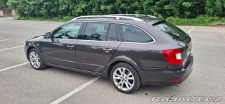 Škoda Superb 2,0 TDI , 125 kw , 221 2010