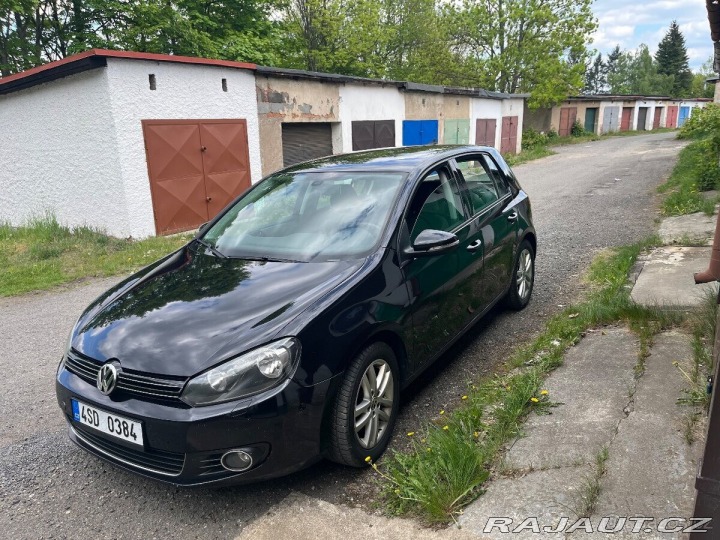 Volkswagen Golf 1,6 tdi 77kw 2010