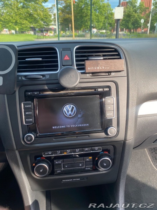 Volkswagen Golf 1,6 R-Line 2011