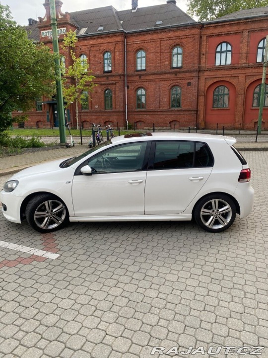 Volkswagen Golf 1,6 R-Line 2011