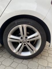 Volkswagen Golf 1,6   R-Line 2011