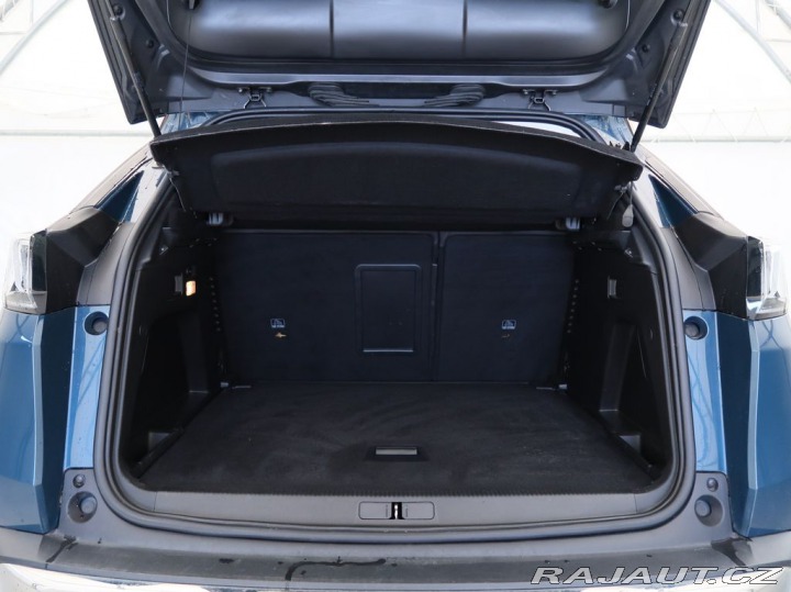 Peugeot 3008 1.2PureTech,96kW,ALLURE,M 2021