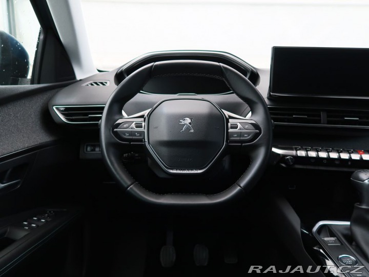 Peugeot 3008 1.2PureTech,96kW,ALLURE,M 2021