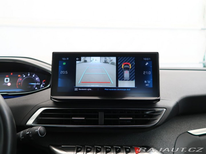 Peugeot 3008 1.2PureTech,96kW,ALLURE,M 2021