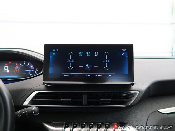 Peugeot 3008 1.2PureTech,96kW,ALLURE,M 2021