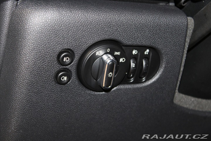 Mini Cooper 1,5 Chilli / LED / Pano 2020