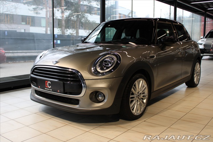Mini Cooper 1,5 Chilli / LED / Pano 2020