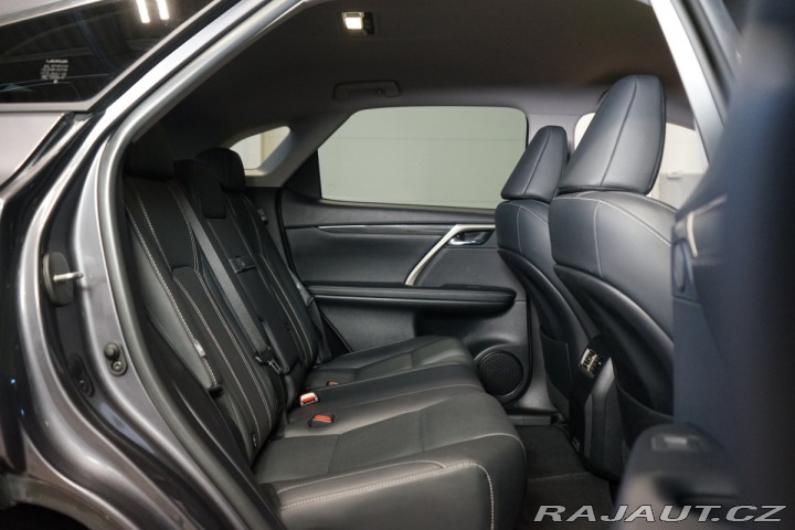 Lexus Ostatní modely RX 300 4X4*CVT*LIMITED*DRCC 2022