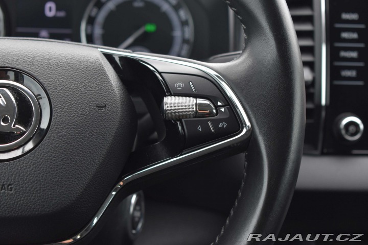 Škoda Karoq 2.0 TDI*REZERVACE* 2021