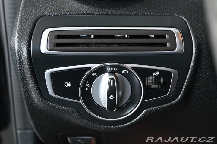 Mercedes-Benz C 2,0 220d 143kW AT9 *NIGHT 2021