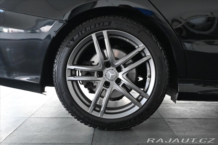 Mercedes-Benz C 2,0 220d 143kW AT9 *NIGHT 2021