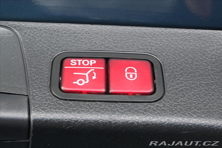 Mercedes-Benz GLB 2,0 220d 140 kW 8G-DCT 4M 2020
