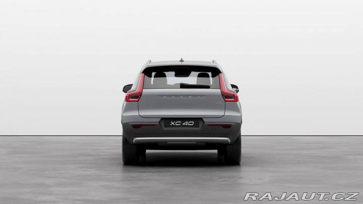 Volvo XC40 B3 - 2.0L 163HP + 14HP AT 2025