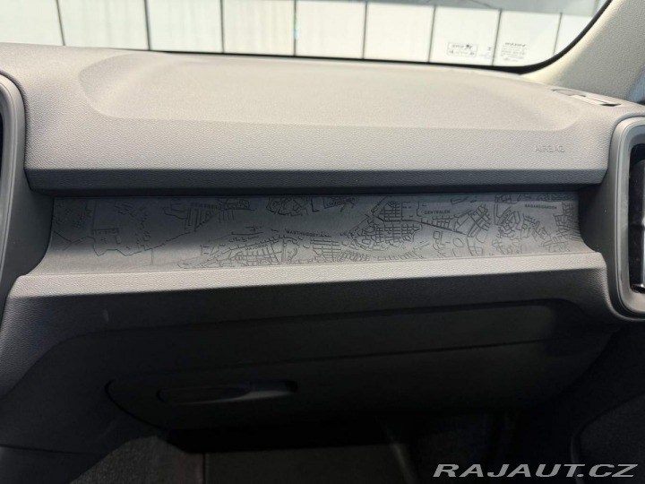 Volvo XC40 B3 - 2.0L 163HP + 14HP AT 2025