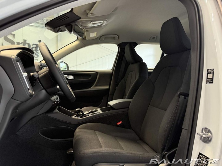 Volvo XC40 B3 - 2.0L 163HP + 14HP AT 2025