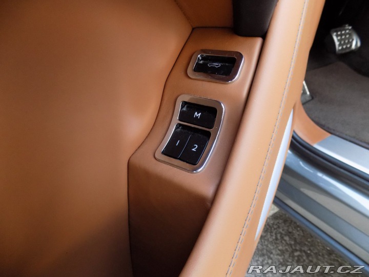 Bentley Bentayga V12/4WD/Night Vision/PANO 2018