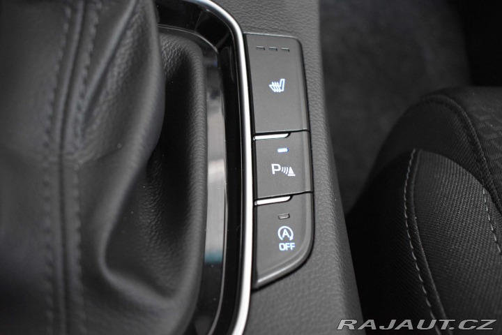 Hyundai i30 1.6 CRDi STYLE*2xPNEU*A/T 2019