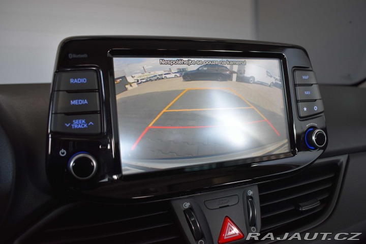 Hyundai i30 1.6 CRDi STYLE*2xPNEU*A/T 2019