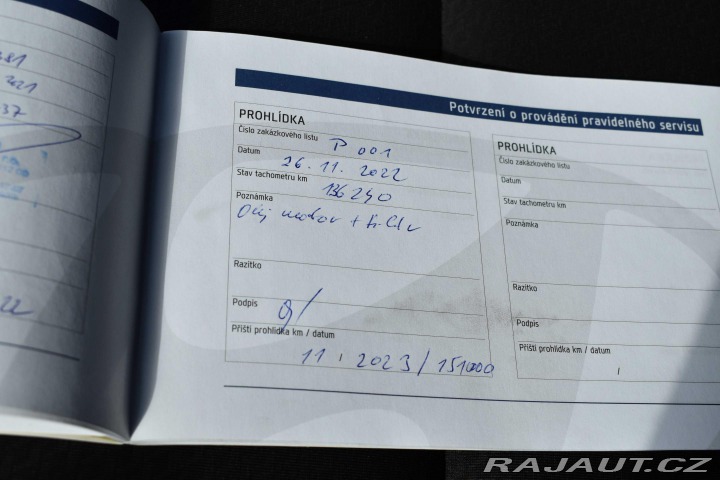 Hyundai i30 1.6 CRDi STYLE*2xPNEU*A/T 2019