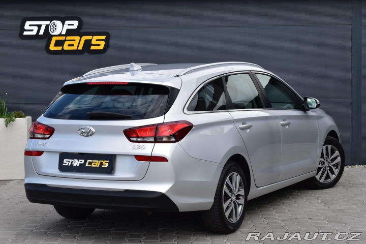 Hyundai i30 1.6 CRDi STYLE*2xPNEU*A/T 2019