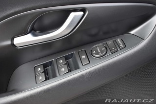 Hyundai i30 1.6 CRDi STYLE*2xPNEU*A/T 2019