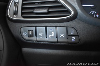 Hyundai i30 1.6 CRDi STYLE*2xPNEU*A/T 2019