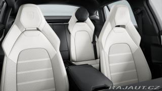 Porsche Panamera 4 E-Hybrid 2025