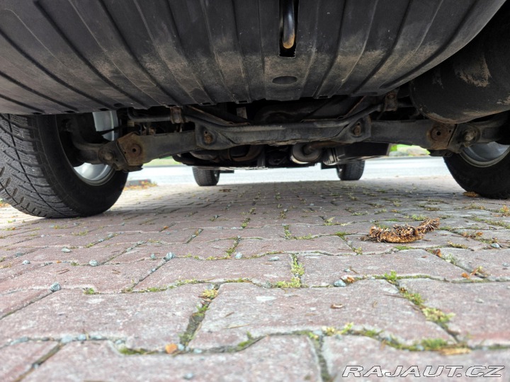 Honda CR-V 2.0i V-Tec 4x2-HEZKÝ STAV 2013