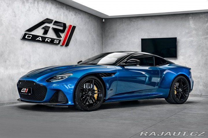 Aston Martin DBS 2023