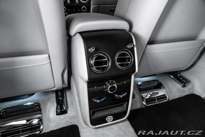 Rolls Royce Cullinan 2020