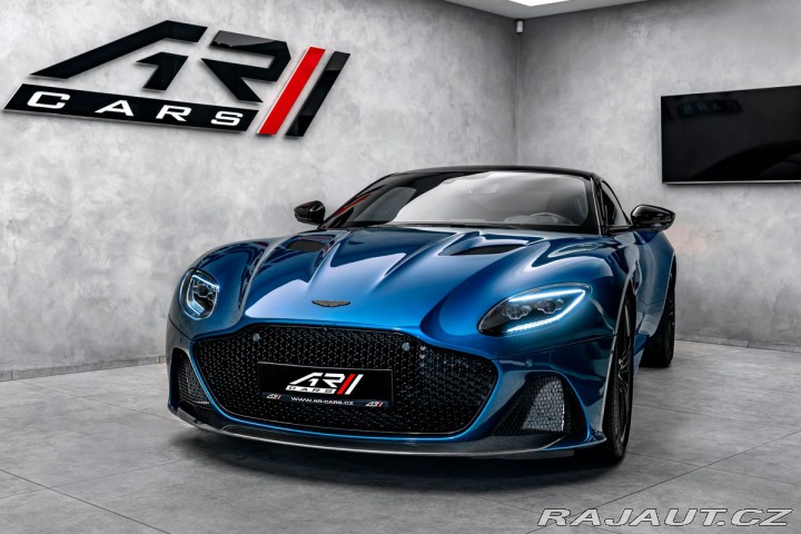 Aston Martin DBS 2023