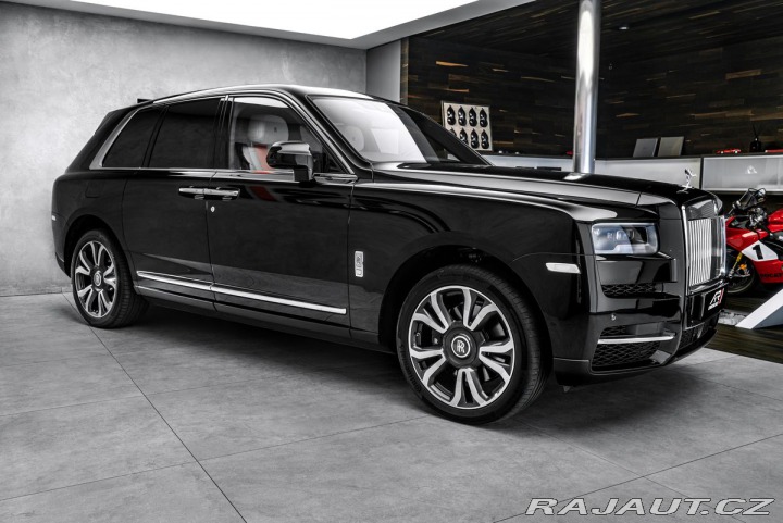 Rolls Royce Cullinan 2020