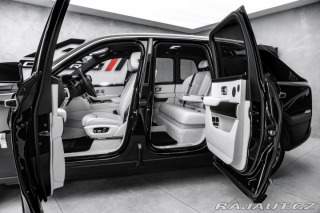 Rolls Royce Cullinan  2020