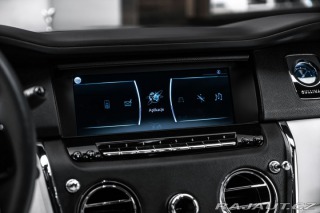 Rolls Royce Cullinan  2020