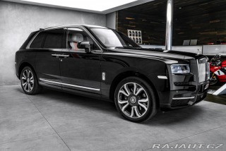 Rolls Royce Cullinan  2020